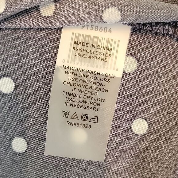 Vince Camuto polka dot sleeveless shirt - Picture 8 of 9